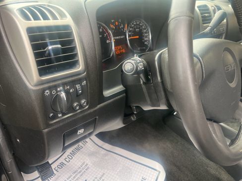 Used 2012 GMC Canyon SLE image 23