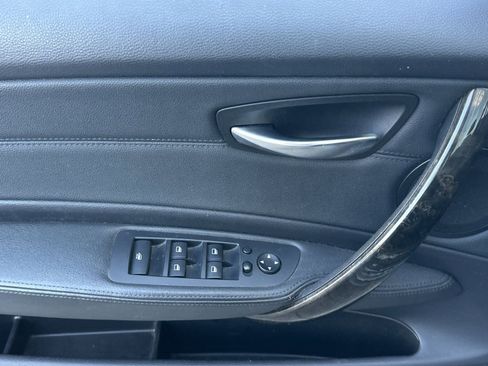 Used 2011 BMW 128i Convertible RWD image 11