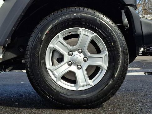 Used 2019 Jeep Wrangler Unlimited Sport S image 8