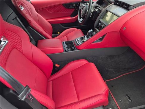 Used 2024 Jaguar F-TYPE Convertible AWD image 17