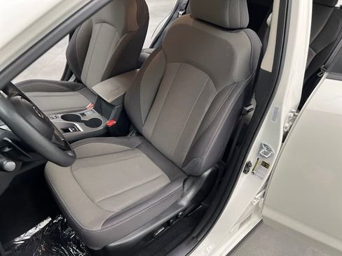 Used 2025 Subaru Crosstrek 2.0i Premium image 9