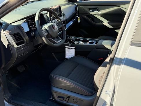 New 2026 Nissan Rogue SV AWD/4WD image 11