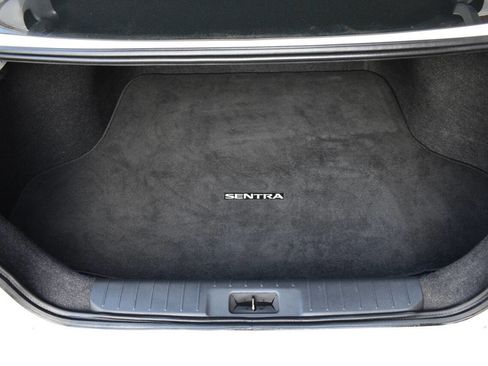 Used 2023 Nissan Sentra SV image 10