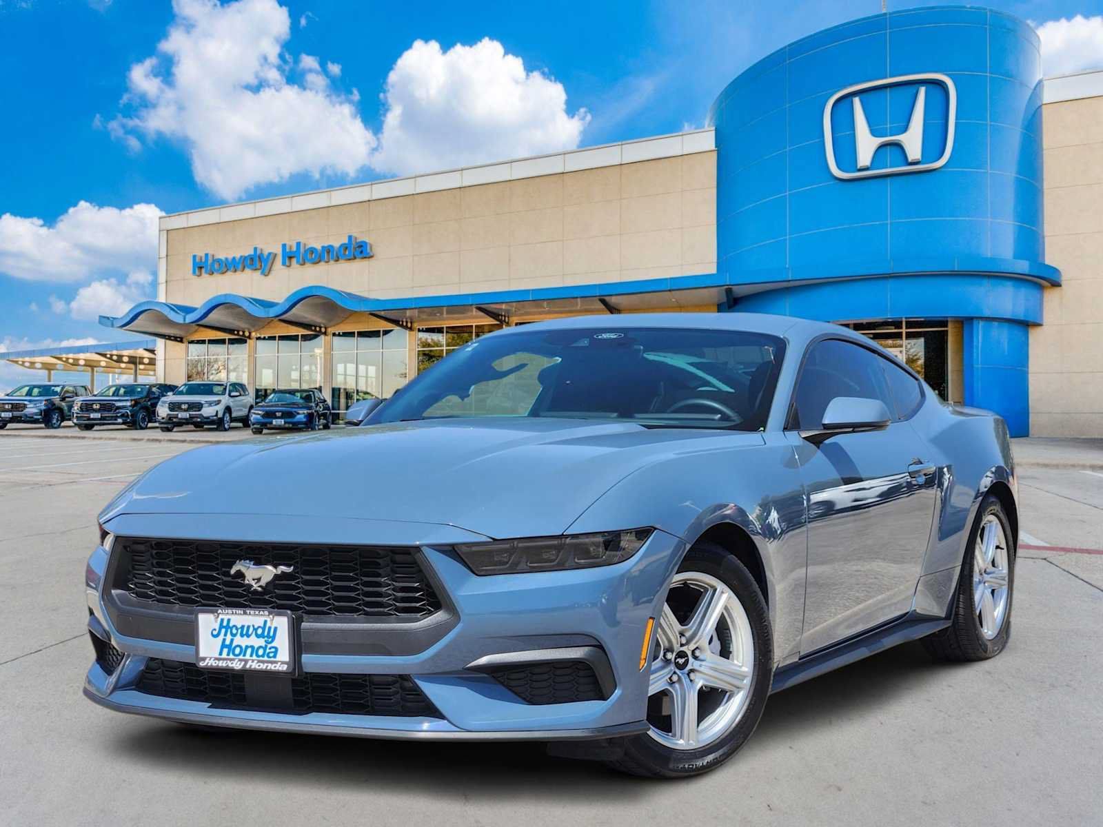 Used 2026 Ford Mustang Coupe RWD image 1
