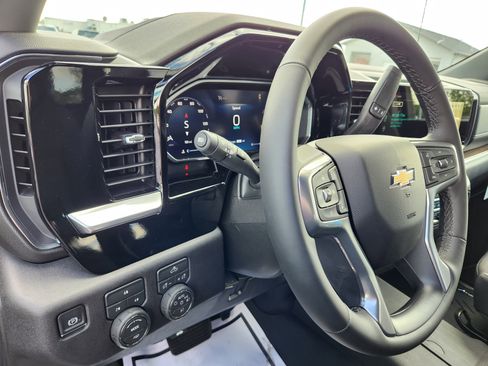 New 2026 Chevrolet Silverado 2500 LT AWD/4WD image 16