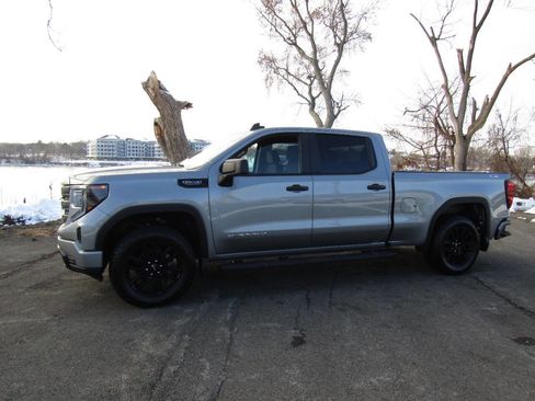Used 2023 GMC Sierra 1500 Pro w/ Graphite Edition image 3