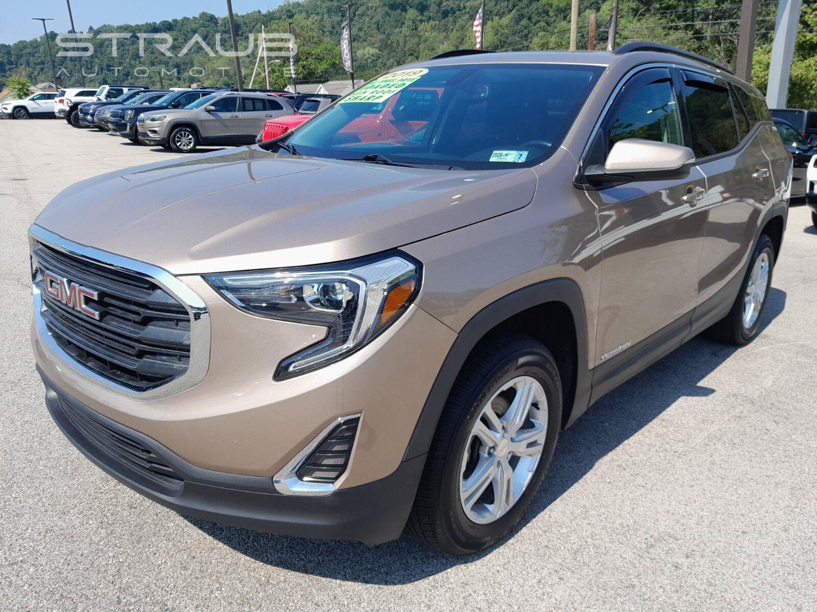 Used 2019 GMC Terrain SLE w/ Driver Convenience Package AWD/4WD image 5