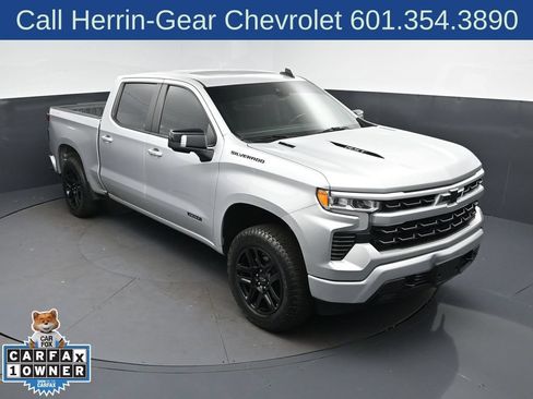 Used 2022 Chevrolet Silverado 1500 RST w/ Convenience Package II AWD/4WD image 1