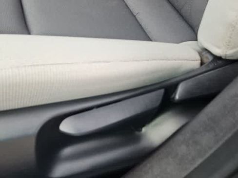 Used 2025 Toyota Corolla LE FWD image 15