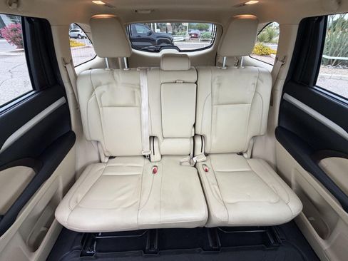 Used 2017 Toyota Highlander XLE FWD image 31