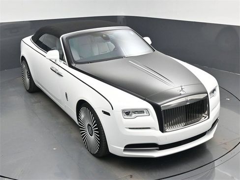 Used 2016 Rolls-Royce Dawn image 58