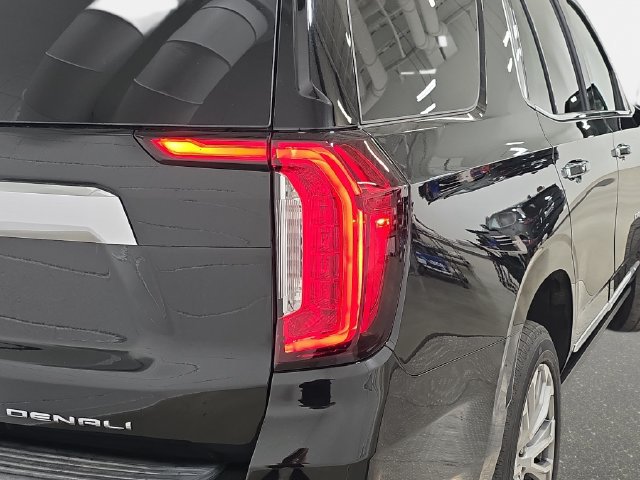 Used 2021 GMC Yukon Denali w/ Denali Premium Package AWD/4WD image 34