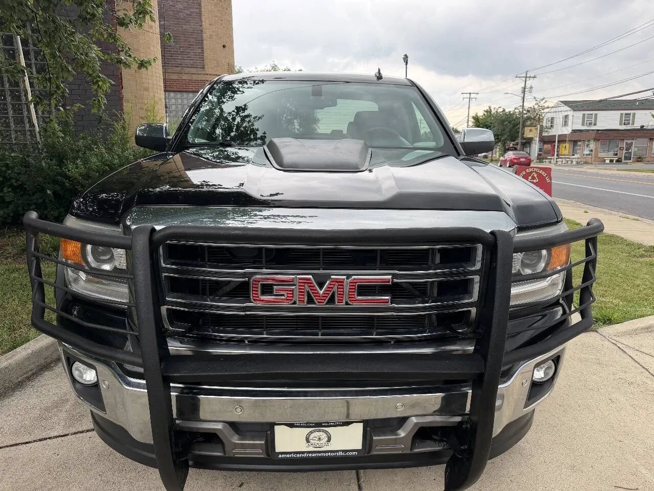 Used 2014 GMC Sierra 1500 SLT w/ SLT Preferred Package AWD/4WD image 5