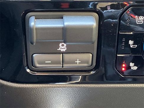 Used 2022 Chevrolet Silverado 1500 LTZ w/ LTZ Premium Package image 28