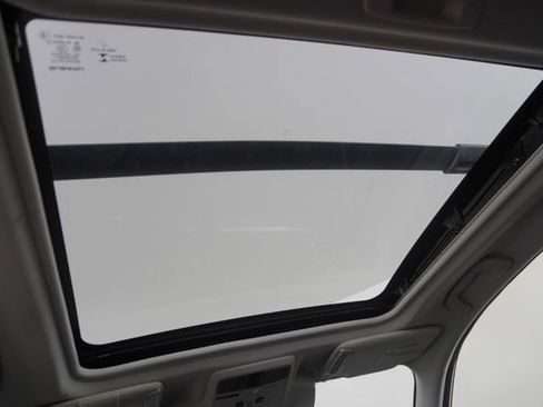 Used 2018 Subaru Forester 2.5i Premium AWD/4WD image 34