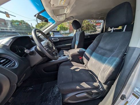 Used 2016 Nissan Pathfinder S FWD image 14