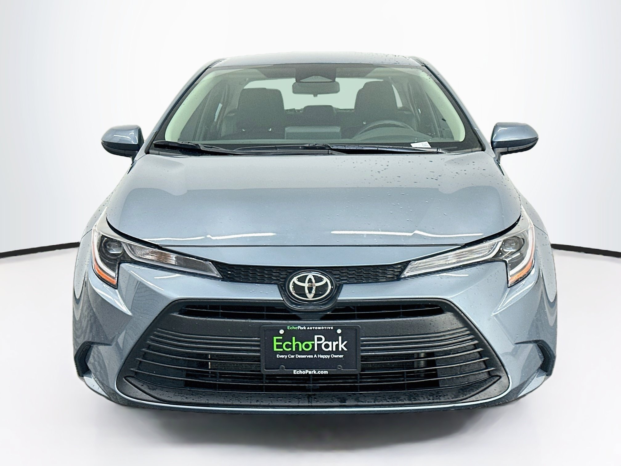 Used 2026 Toyota Corolla LE FWD image 2