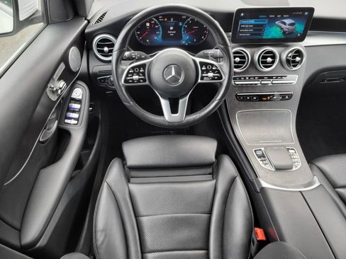 Certified 2020 Mercedes-Benz GLC 300 4MATIC image 11
