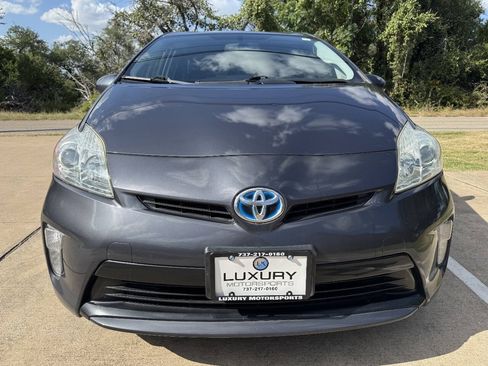 Used 2014 Toyota Prius Four FWD image 4