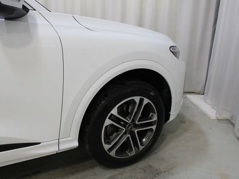 Used 2025 Audi Q5 Premium w/ Convenience Package AWD/4WD image 28