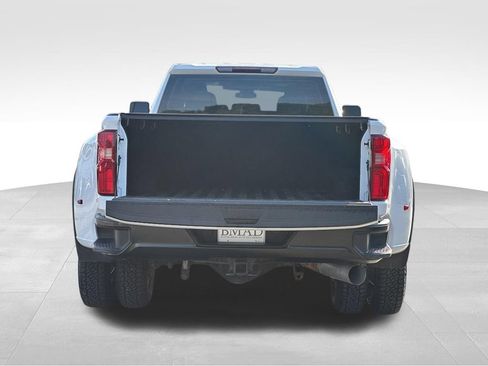 Used 2024 Chevrolet Silverado 3500 W/T AWD/4WD image 15