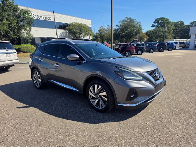 Used 2019 Nissan Murano SL w/ Cargo Package FWD image 2