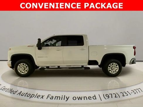 Used 2025 Chevrolet Silverado 2500 LT AWD/4WD image 2