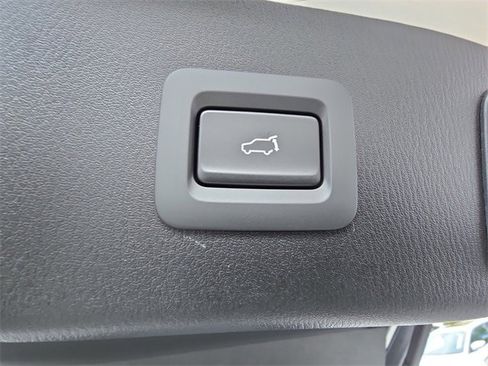 Used 2025 MAZDA CX-5 Carbon Edition image 14