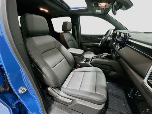 Used 2025 GMC Canyon Elevation w/ Convenience Package AWD/4WD image 30