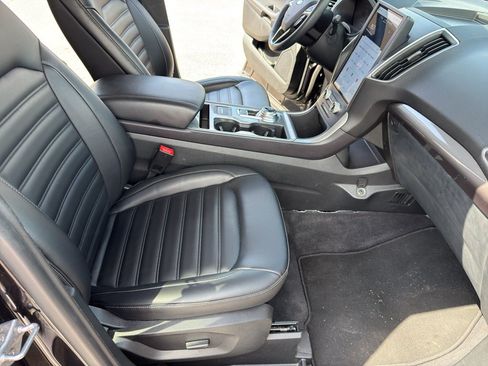 Used 2024 Ford Edge SEL AWD/4WD image 28