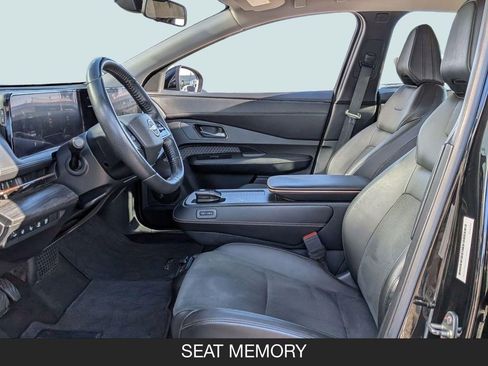Used 2023 Nissan Ariya FWD image 14