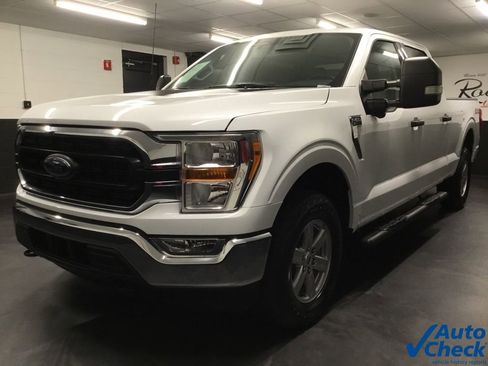 Used 2022 Ford F150 XLT w/ Equipment Group 301A Mid image 5