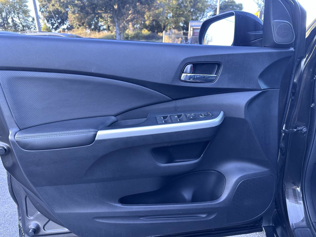 Used 2016 Honda CR-V EX-L image 38