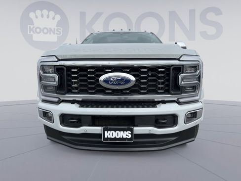 Used 2025 Ford F450 Platinum w/ Platinum Plus Package image 11