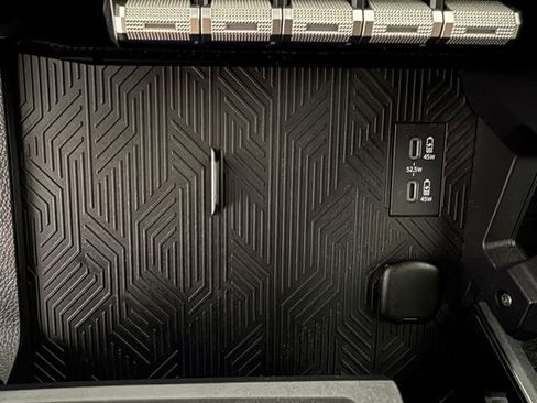 Used 2024 Toyota Tacoma TRD Sport image 19