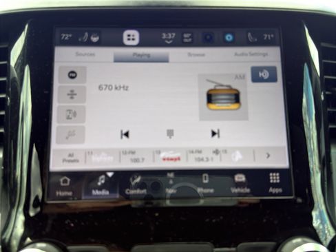 Used 2023 RAM 1500 Big Horn AWD/4WD image 30