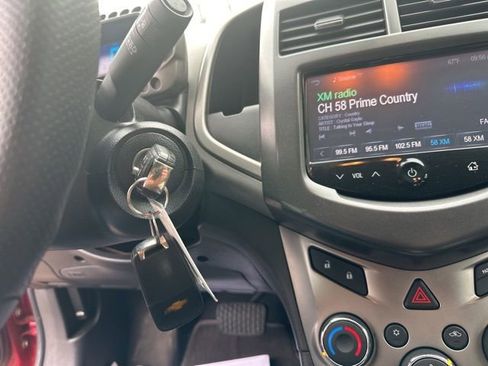 Used 2014 Chevrolet Sonic LT image 19