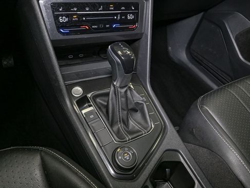 Certified 2023 Volkswagen Tiguan SE image 34