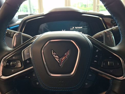 Used 2024 Chevrolet Corvette Stingray Premium Conv w/ Z51 Performance Package RWD image 16