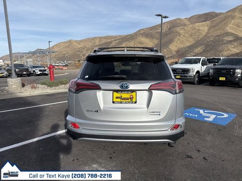 Used 2016 Toyota RAV4 Limited image 10