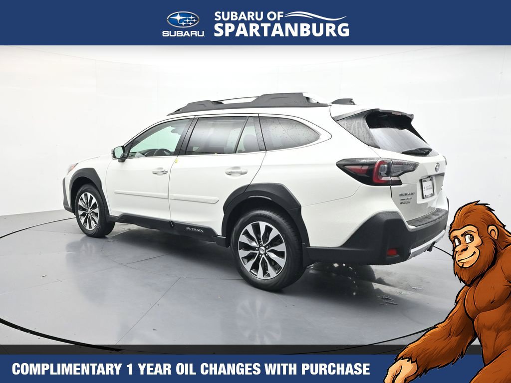 Used 2025 Subaru Outback Touring XT AWD/4WD image 6