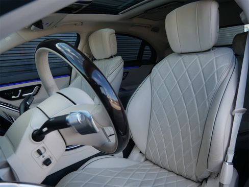 Used 2021 Mercedes-Benz S 580 4MATIC Sedan image 5