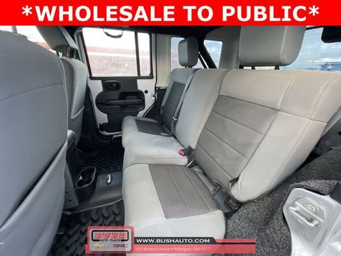 Used 2010 Jeep Wrangler Unlimited Sport image 21