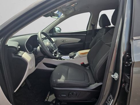 Used 2022 Hyundai Tucson SEL FWD image 9