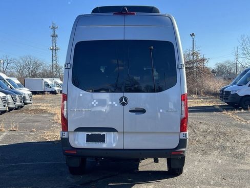 New 2025 Mercedes-Benz Sprinter 2500 image 5