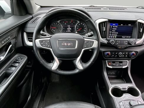 Used 2024 GMC Terrain SLT AWD/4WD image 6