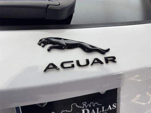 Used 2024 Jaguar F-PACE R-Dynamic S image 21