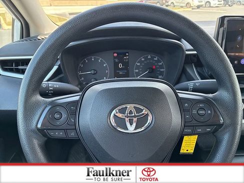 Certified 2023 Toyota Corolla LE image 22