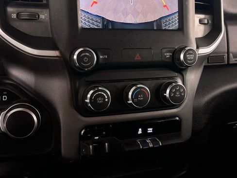 Used 2024 RAM 2500 Big Horn w/ Bed Utility Group image 21