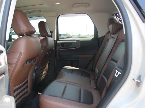 Used 2024 Ford Bronco Sport Badlands w/ Premium Package AWD/4WD image 26